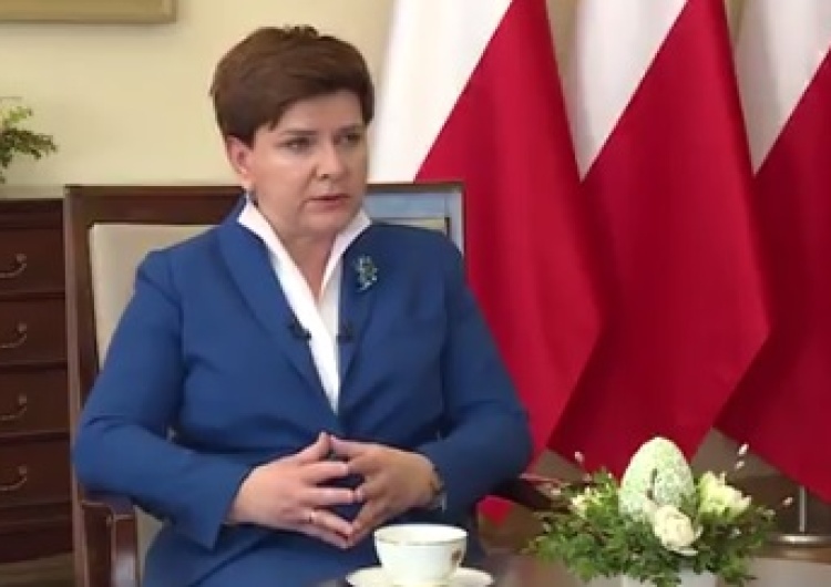 Szydło: Rząd podpisał z "S" poroz. zakładające wzrost wynagrodzeń nauczycieli. To wyraz odpowiedzialności