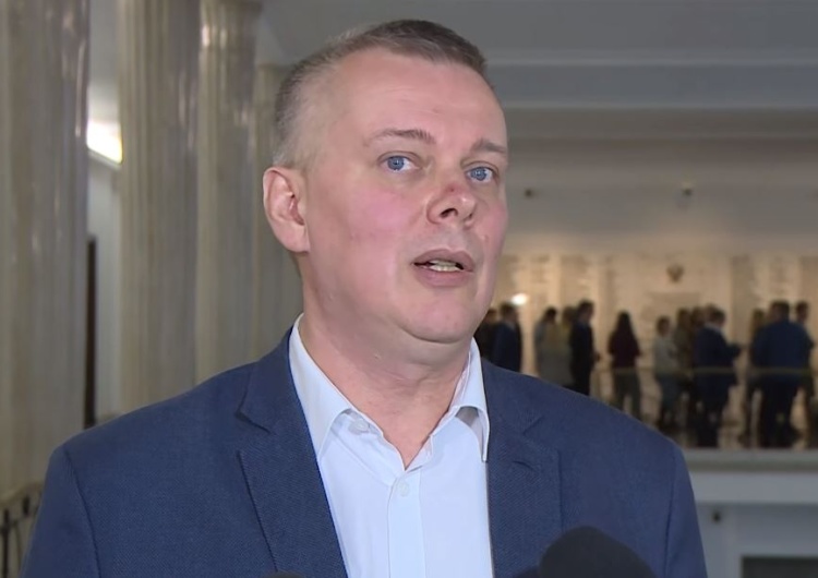 "Proksa sprzedał nauczycieli rządowi PiS". Kłamliwa nagonka polityków PO wobec przew. Sekcji Oświaty "S"