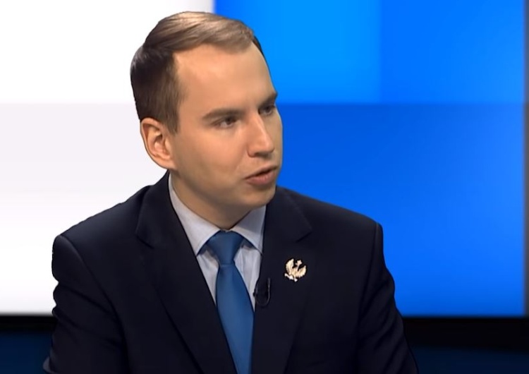 Andruszkiewicz broni R. Proksę: "Za wywalczenie 15% podwyżki dla nauczycieli jest opluwany i linczowany"