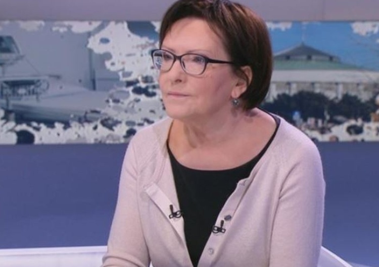  [video] "Egzaminy odbyły się tylko dzięki odpowiedzialności nauczycieli". Ewa Kopacz w Polsat News