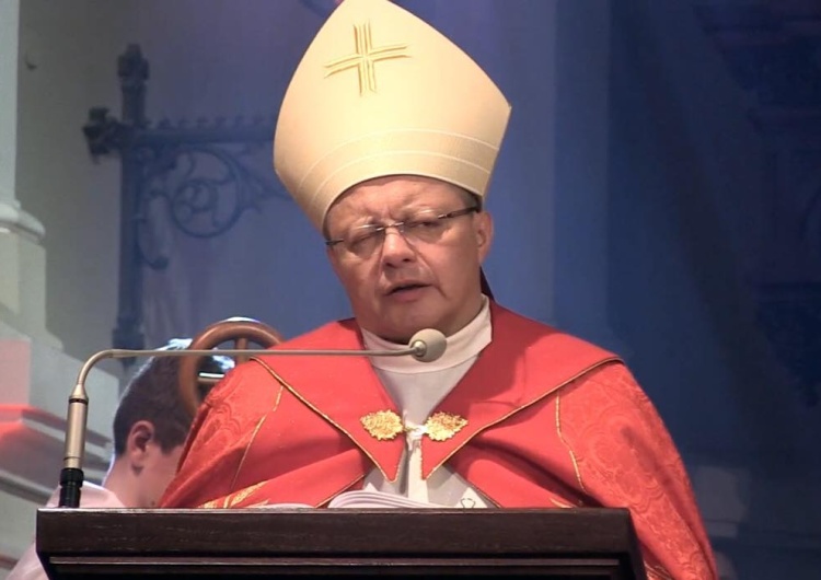  [video] Marsz dla Jezusa. Abp Ryś: Jezus szedł ku Męce z entuzjazmem, bo "radosnego dawcę miłuje Bóg"