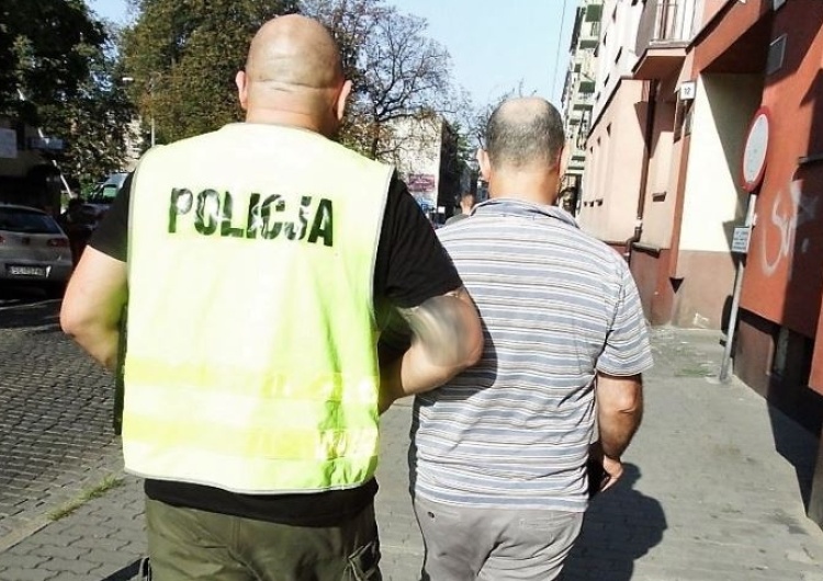 26 ofiar ginekologa. Prokuratura oskarża lekarza Monzera M. o gwałcenie i molestowanie pacjentek