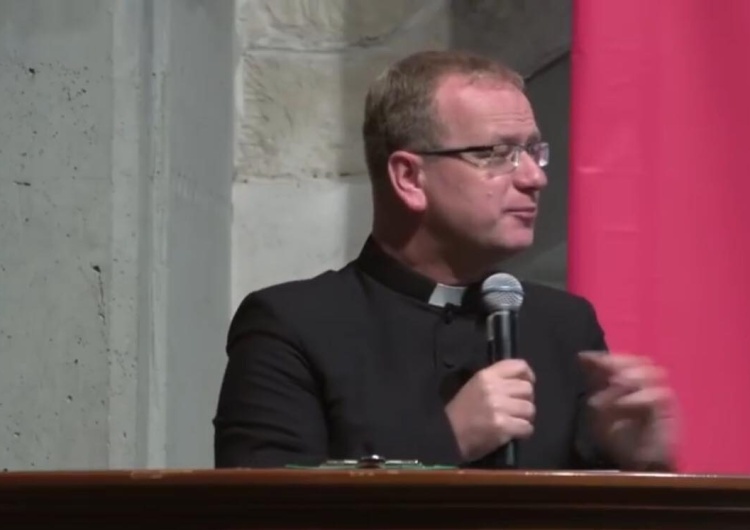 Ks. Węgrzyniak: "Przywrócić etos pracy. Nie ma raju bez pracy. Nie ma człowieczeństwa bez pracy"