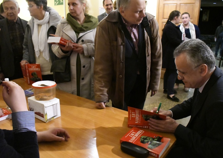  Spotkanie prof. Palko z czytelnikami: Europejscy chadecy wybrali władzę zamiast katolickich wartości!