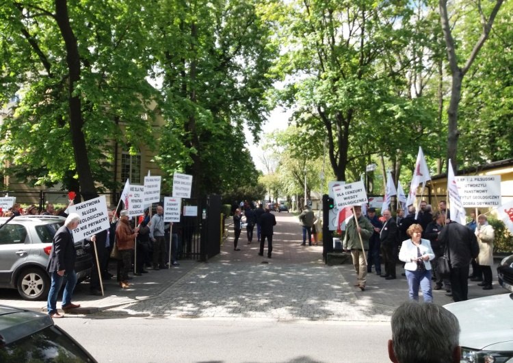  Protest geologów trwa