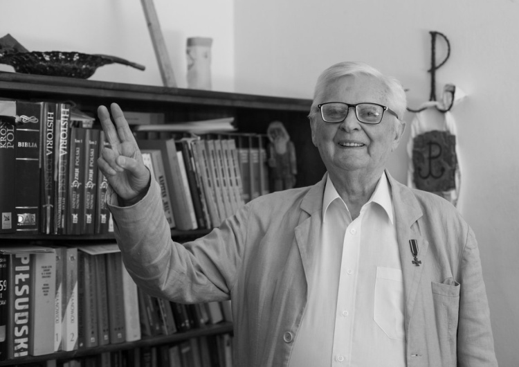 Zmarł Andrzej Wernic - powstaniec warszawski, dziennikarz, historyk.