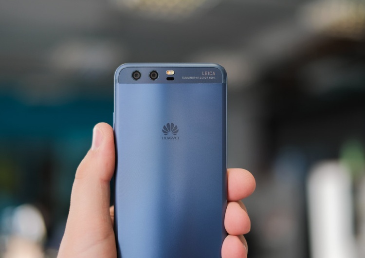  Telefony Huawei staną się bezużyteczne? Pokłosie chińsko-amerykańskiej wojny handlowej