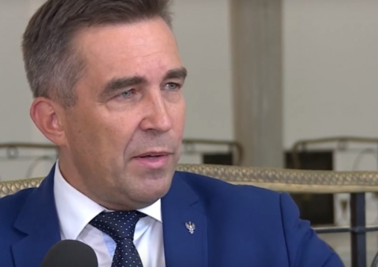 Zbigniew Gryglas: "Wandalizm polityczny. Jeszcze wczoraj na Marynarskiej wisiał mój baner. Dzisiaj..."