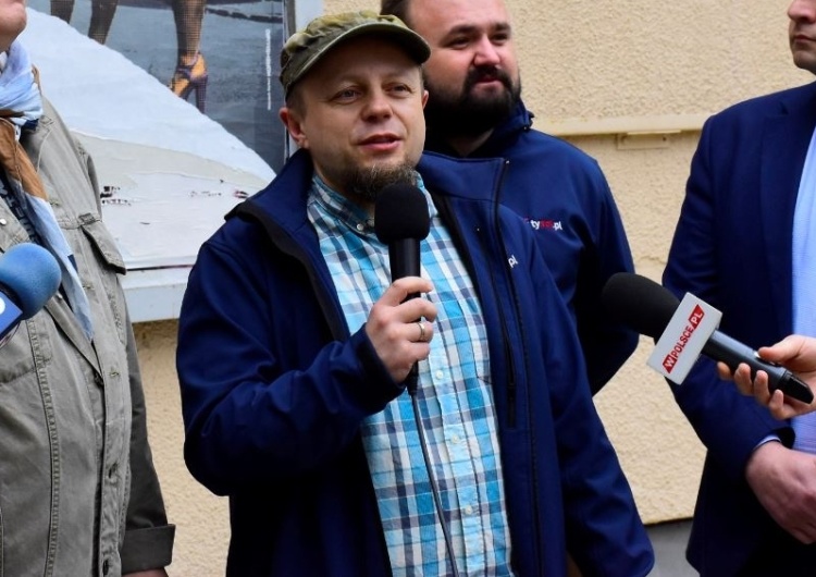  [video] Cezary Krysztopa o zniszczeniu plakatów "TS": "Gdzie są obrońcy wolności artystycznej?"