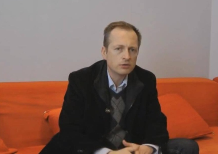 Red. Piasecki o szyderstwach na Paradzie Równości: Wpycha LGBT do pudełka z napisem "kurioza i dziwolągi"