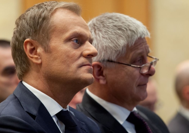 "Przewaga PiS-u nie budzi mojego zdziwienia. Mówię to bez satysfakcji". Tusk komentuje wyniki wyborów