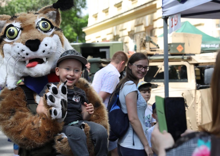 Dzień Dziecka w ogrodach KPRM: "To będzie dzień pełen przygód!"