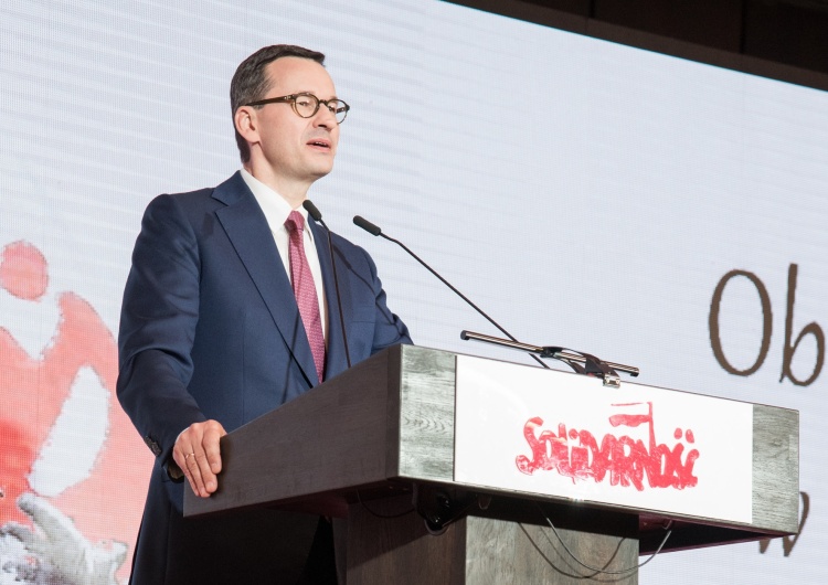  [Wideo] Premier: Na dzisiejszą konferencję zapraszam również panią Dulkiewicz, która jest w pobliżu