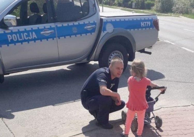 Policjanci odnaleźli 3-latkę zanim rodzice zorientowali się, że dziewczynka zaginęła