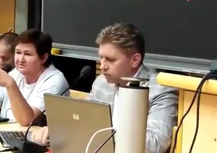 M. Środa: "Muzułmanie nie jedzą wieprzowiny, co by ograniczyło hodowlę, to by poprawiło klimat w Polsce"