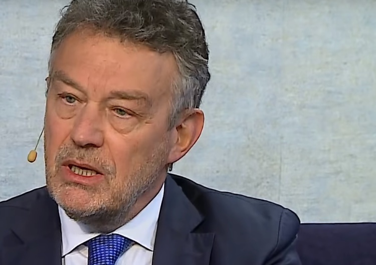 Komentarze po żenującej wypowiedzi byłego ambasadora PL w USA Schnepfa nt. F-35: "Nadaje ze Sputnika"