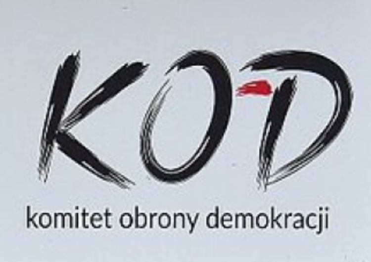 Przewodniczący KOD-u rezygnuje ze stanowiska. "Zapłaciłem wysoką cenę"