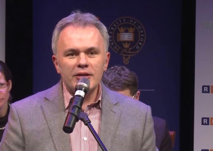 Red. Mazurek: Panu Kramerowi proponuję wino, różaniec i post od komentowania...
