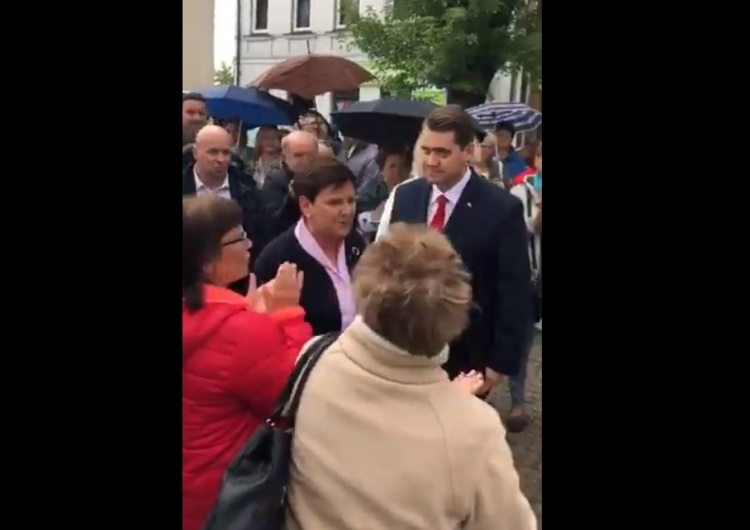  [video] Beata Szydło w Węgrowie. Nowacka atakuje. Internauci odpowiadają