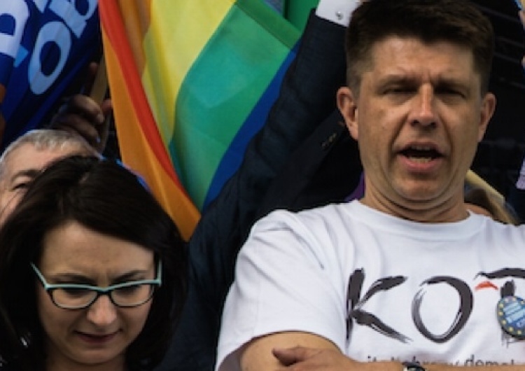 Samorozwiązanie Sejmu uratowałoby .Nowoczesną?