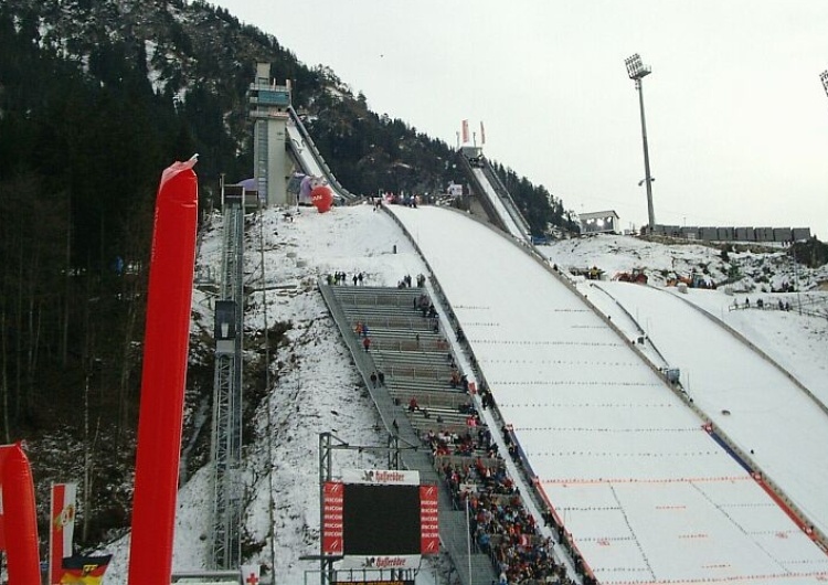  Kamil Stoch na drugim miejscu w konkursie Turnieju Czterech Skoczni!