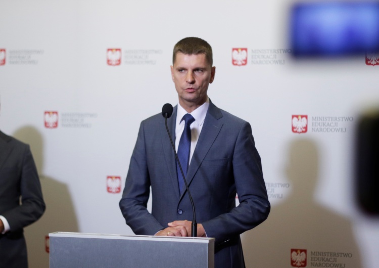 Rząd przygotował dodatkowy miliard na podwyżki dla nauczycieli