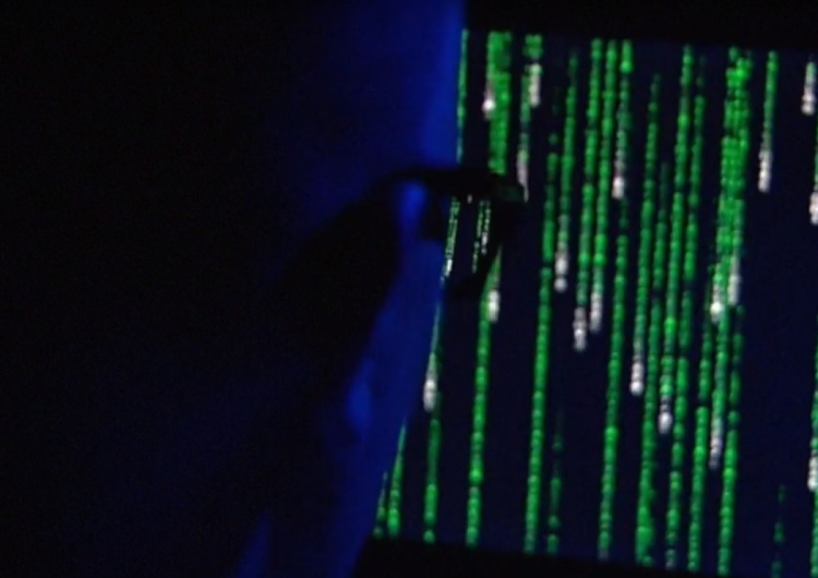 Krysztopa: Głupie państwa, w końcu zostaniecie skorupkami wypełnionymi treścią FB, Google i TT