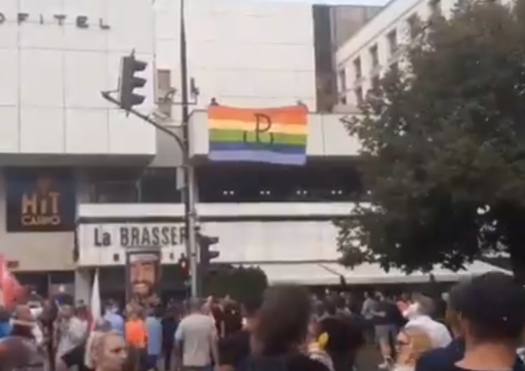 Niestety... Prowokacje na trasie Marszu Powstania Warszawskiego