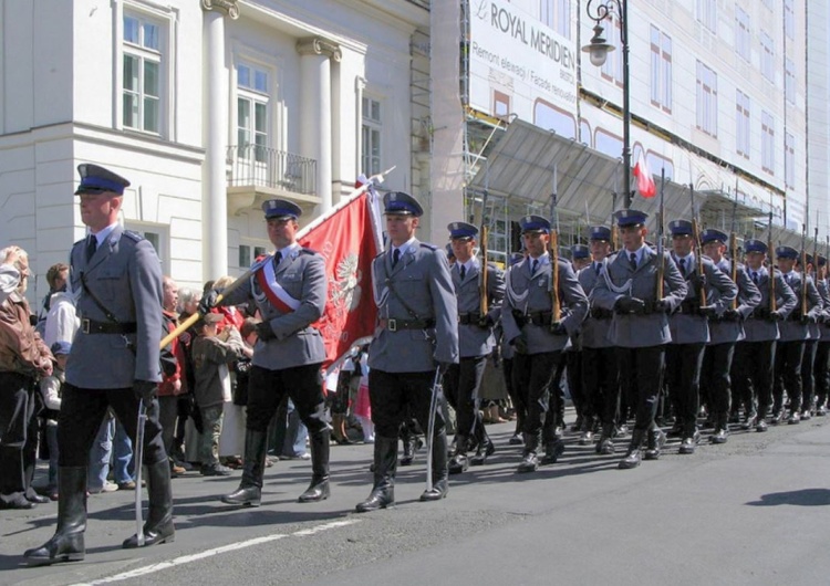  Resortowy Renegat: Koniec PRL-u związkowego w służbach mundurowych