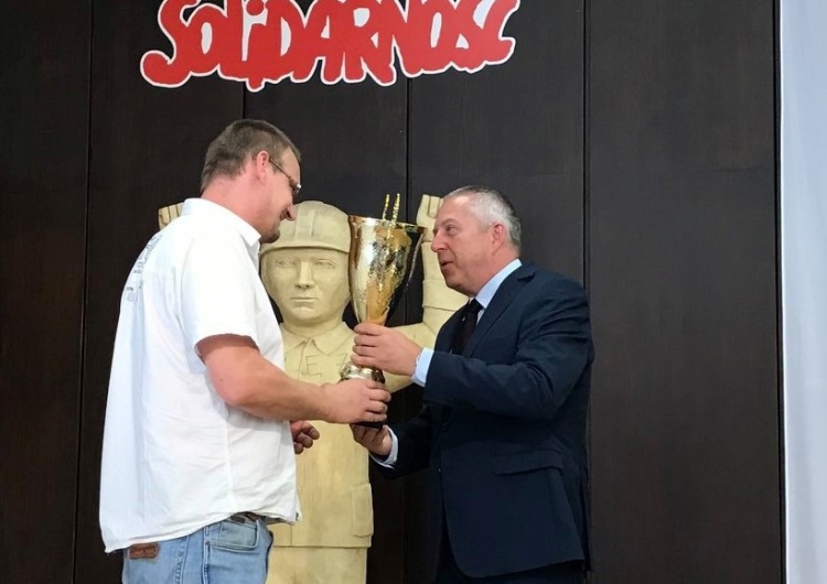 Paweł Grabowski zdobywcą pucharu Przewodniczącego NSZZ "Solidarność"