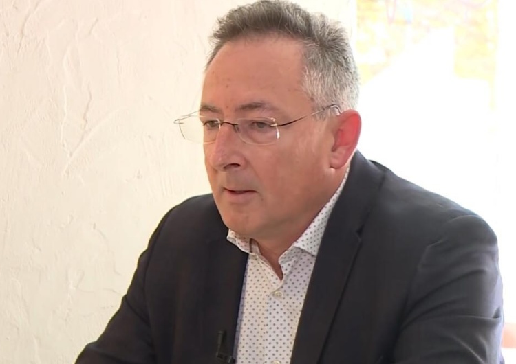 B. Sienkiewicz myli dziennikarza z ministrem. Red. Wybranowski: "Może i budki pod ambasadą pomylił"