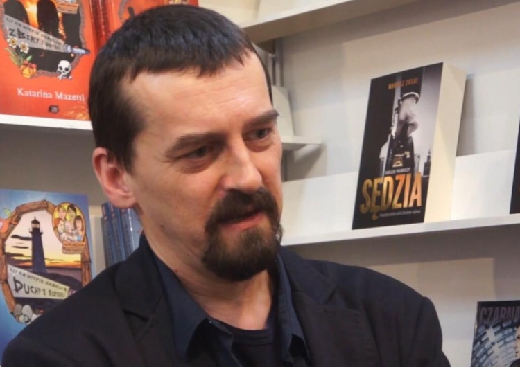 Dziennikarzowi piszącemu o pedofilii w show biznesie grożą śmiercią? Niepokojące wpisy red. Zielke