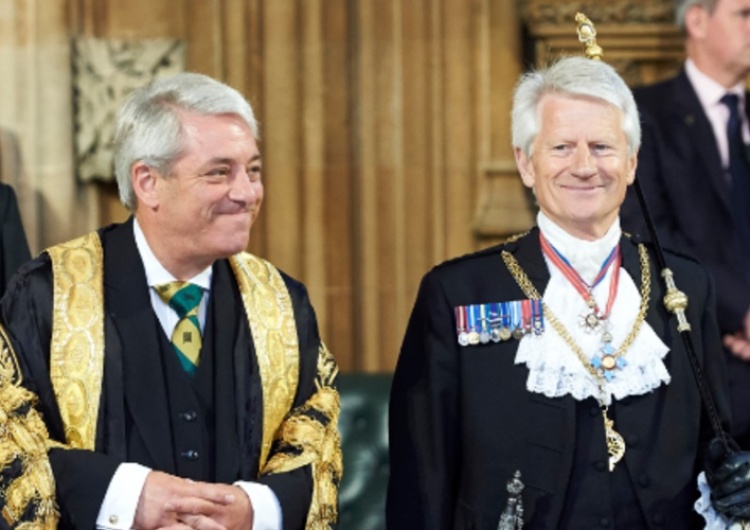 UK Parlliament Monarchia nad przepaścią, królestwo przed rozpadem. Elżbieta II blokuje parlament
