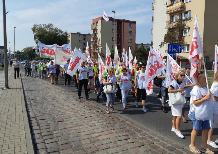 „Solidarność” pikietowała w Świnoujściu
