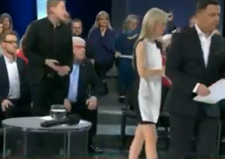  [video] Karczemna awantura w Studio Polska. Przedstawiciel Koalicji Obywatelskiej wyproszony z programu