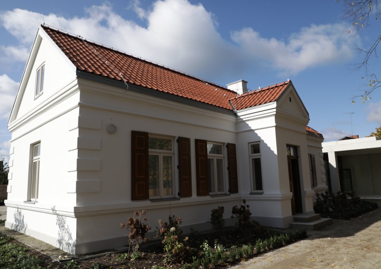 „To jest dzień znamienny i wzruszający”. Odebrano klucze do Muzeum Domu Rodziny Pileckich