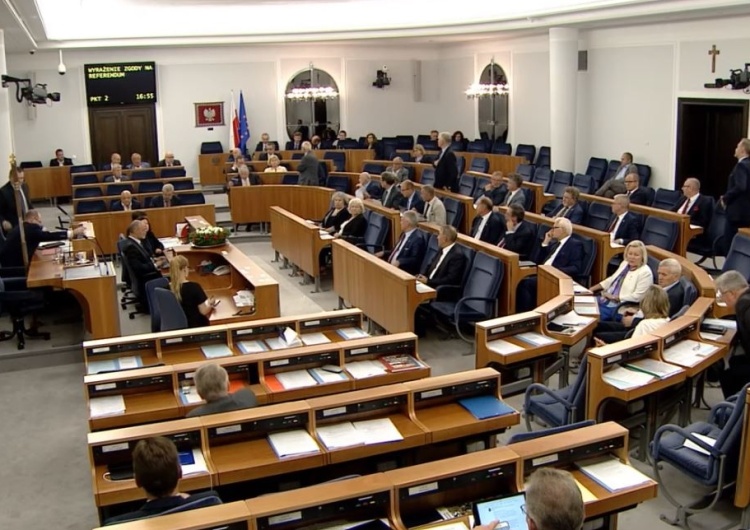 Niepokojące dane dla PiS. Opozycja odbiła Senat?