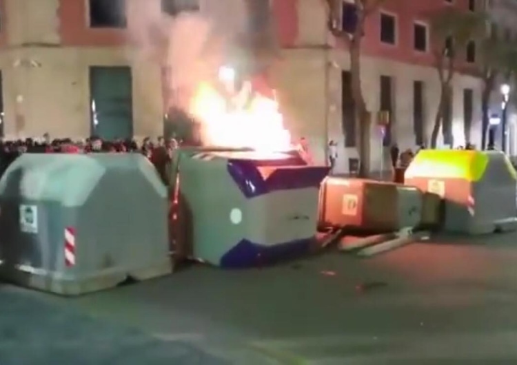  [video] Barcelona płonie. Separatyści chcą nowego referendum