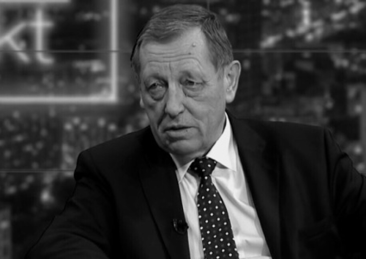 Pogrzeb prof. Szyszko. PAD odznaczył zmarłego Krzyżem Komandorskim z gwiazdą orderu "Odrodzenia Polski"