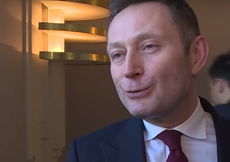 Rabiej z orbity: "Zakażą antykoncepcji, legalnej aborcji, rozwodów, zalegalizują przemoc i pedofilię"