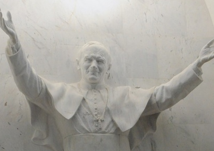 Jan Paweł II do Marianny Popiełuszko: "Matko, dałaś nam wielkiego syna"