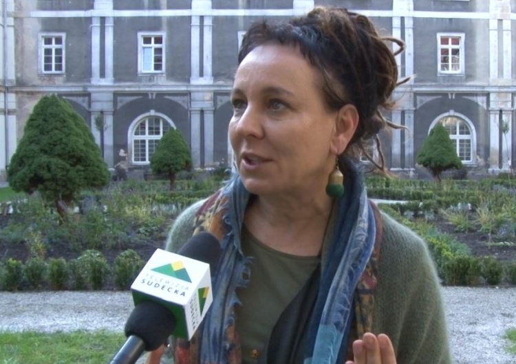 Tokarczuk: Granica między człowiekiem a zwierzęciem jest postawiona w sztuczny sposób