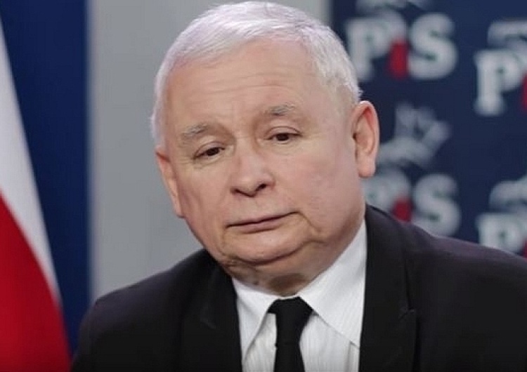 "RZ": W obozie PiS nadchodzi ewolucja. Partia będzie dążyć do zmiany pokoleniowej