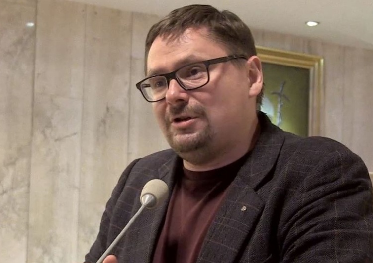 "Nie podniecajmy się zdjęciem, które niczego nie dowodzi". Terlikowski w obronie Olgi Tokarczuk