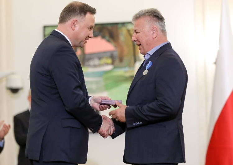Prezydent Andrzej Duda oznaczył Emiliana Kamińskiego Medalem Stulecia Odzyskanej Niepodległości