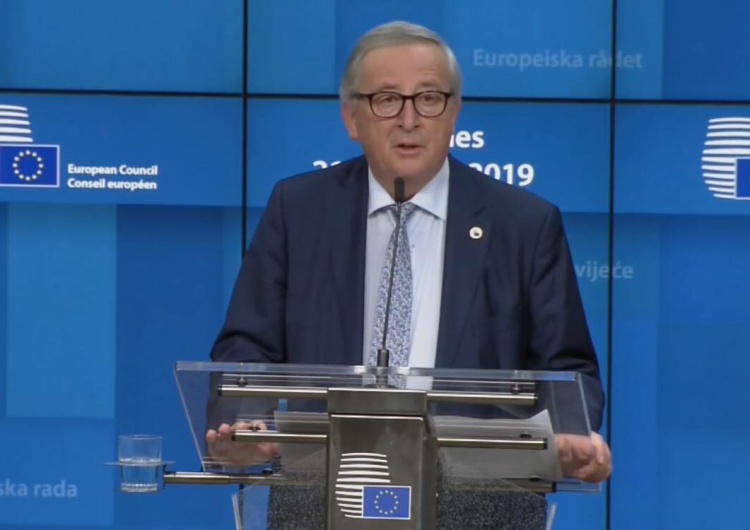  Ryszard Czarnecki: Juncker wiecznie żywy i skandal wokół unijnego urzędu azylowego