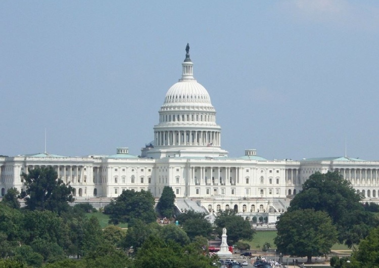 Do USA bez wiz. Od dziś Polacy mogą składać wnioski