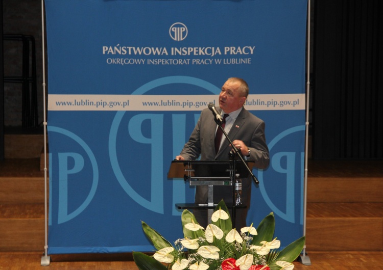 Podsumowanie kampanii Państwowej Inspekcji Pracy „Pracuję legalnie”