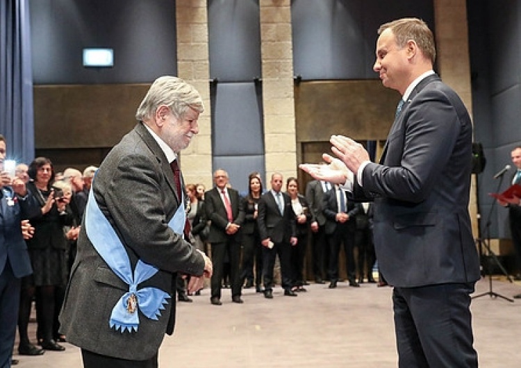  Prezydent odznaczył prof. Szewacha Weissa Orderem Orła Białego