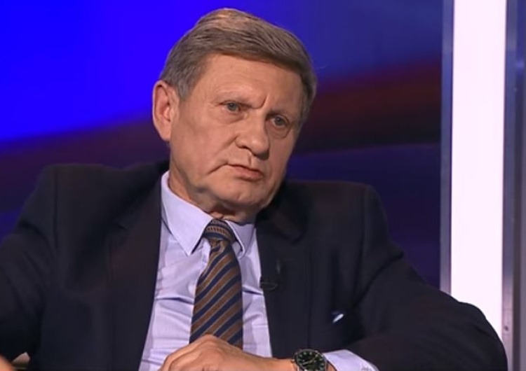 "Istnieje tylko jedno państwo - Hongkong, który...". Wpadka Balcerowicza na TT. Internauci bezlitośni